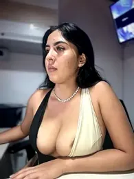 Sofia_Collins- stripchat stream image