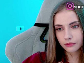 VikkiExtraCheese bongacams stream image