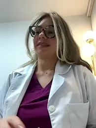 alicee16 stripchat stream image