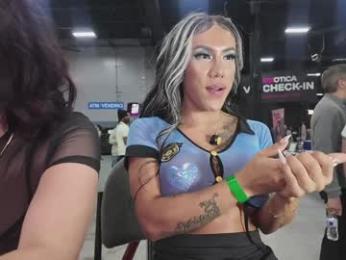 vanandjuani chaturbate stream image