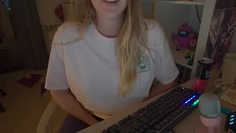 Pinkyladyxxx stripchat stream image