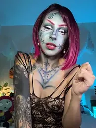 Cinamoonn stripchat stream image