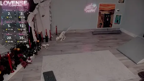 Careful_i_bite stripchat stream image