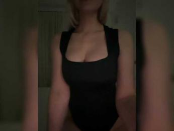 MissDafne bongacams stream image
