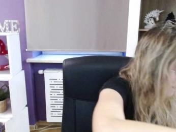 Soft-Zoey bongacams stream image