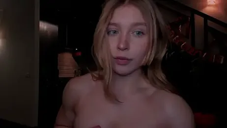 VanillaLivitski stripchat stream image