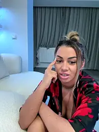 KirstieVegas stripchat stream image