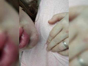 Angelia22 bongacams stream image