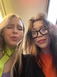 Liza_risky stripchat stream image