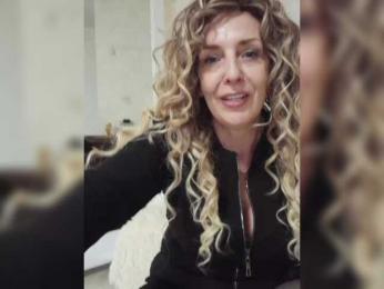 mery8poppins bongacams stream image