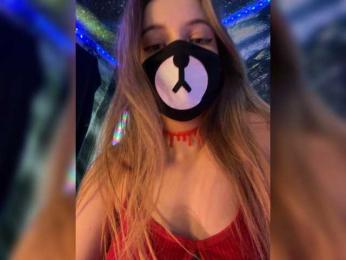 -Summer- bongacams stream image