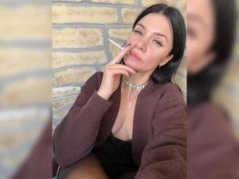 Ylia21112 bongacams stream image