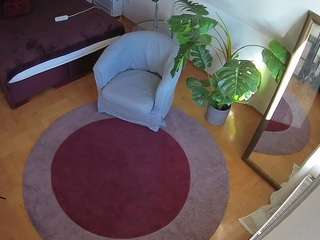 voyeurcam-julmodels-whitebed-5 camsoda stream image