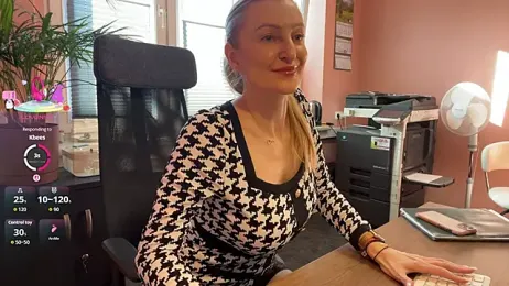 legsLONG stripchat stream image