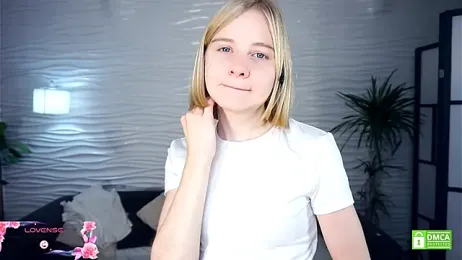 OdelinaFicken stripchat stream image