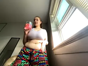 Snowbunnycake_131 stripchat stream image