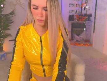 blush_mikki chaturbate stream image