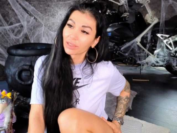 -BABAYAGA- bongacams stream image