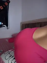 Shara_dreams stripchat stream image