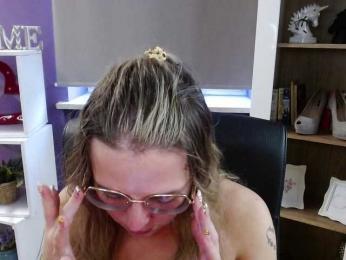 Soft-Zoey bongacams stream image