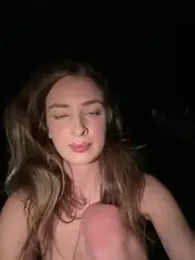 EvieEvans stripchat stream image