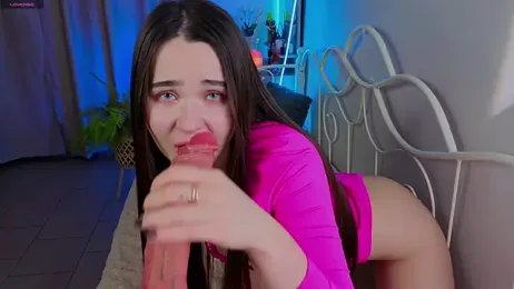 KateBleare stripchat stream image