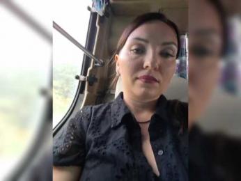 DIVORA bongacams stream image