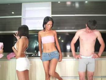 your_dolls chaturbate stream image