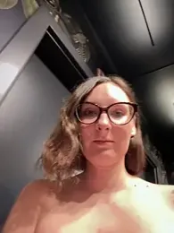 The_Snowwhitee stripchat stream image