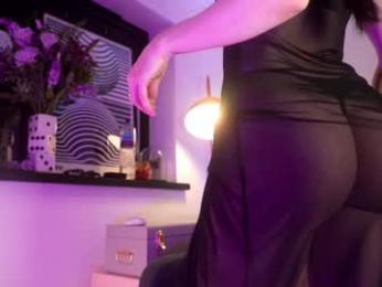 littlee33 chaturbate stream image