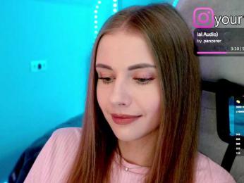 VikkiExtraCheese bongacams stream image