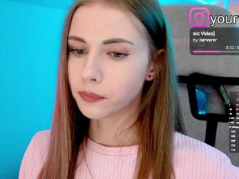 VikkiExtraCheese bongacams stream image