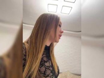 KitFox bongacams stream image