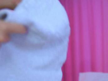 ArtTeasee bongacams stream image