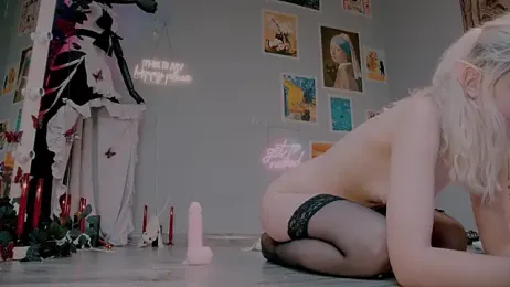 Careful_i_bite stripchat stream image