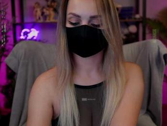 Careful_i_Bite bongacams stream image