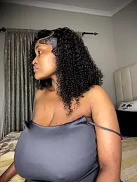 Bustygoddess32 stripchat stream image