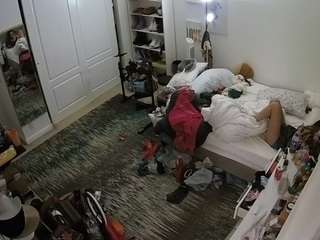 voyeurcam-hornyhostel-02 camsoda stream image