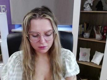 Soft-Zoey bongacams stream image