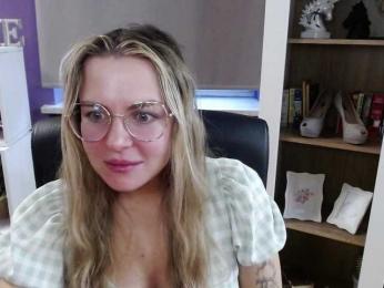 Soft-Zoey bongacams stream image