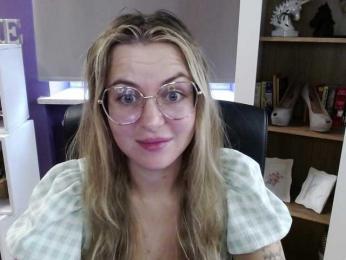 Soft-Zoey bongacams stream image