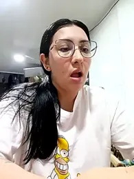 You-kitty2025 stripchat stream image