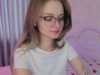 vialeta-baby bongacams stream image