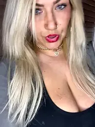 LittleMissEeve stripchat stream image