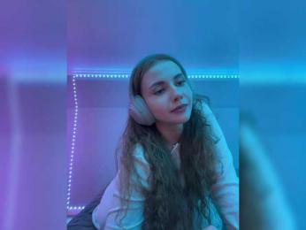 VikkiExtraCheese bongacams stream image