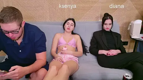 Ksenny stripchat stream image