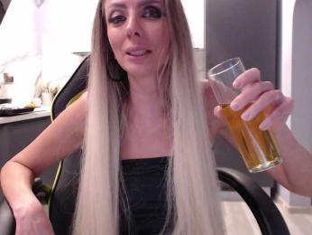 blondalina bongacams stream image