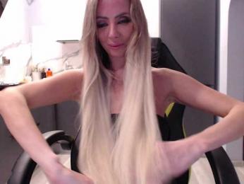 blondalina bongacams stream image