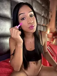 Ashly_Miller stripchat stream image