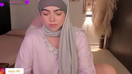 shayla_18 stripchat stream image